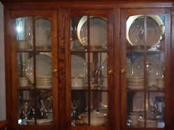 China Cabinet.jpg (178395 bytes)